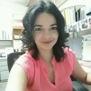 Meet your Posher, Roxanna